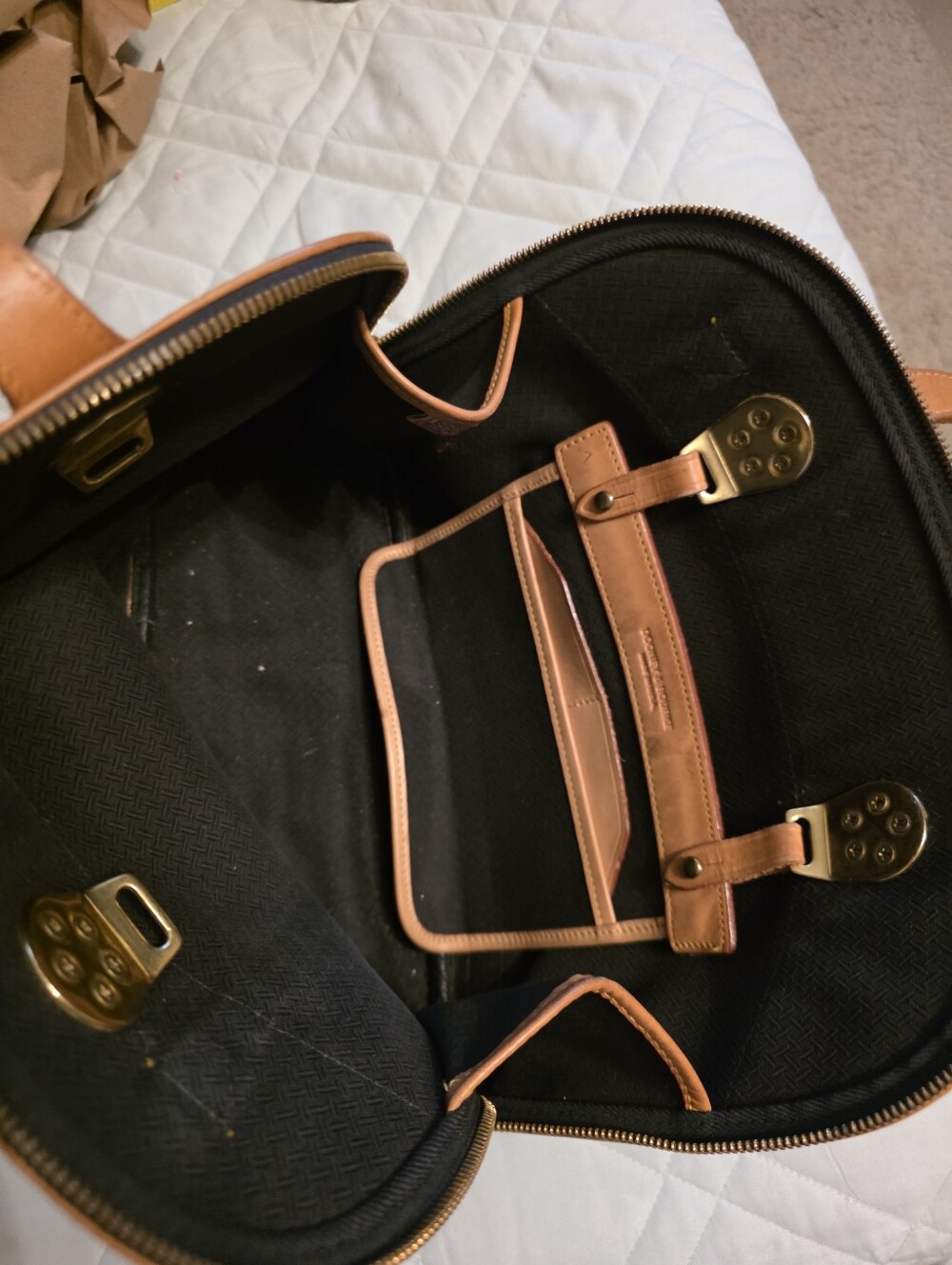 Vintage Dooney & Bourke Cabriolet Domed Zip-Zip Satchel - Picture 11 of 12